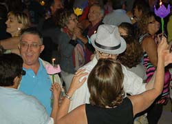 Fanalets i lluna plena en el primer ball de la Festa Major 2012