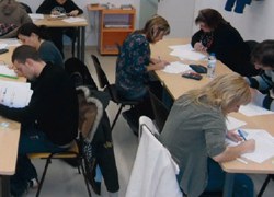 El Centre Municipal de Formació d'Adults l'Olivera inicia la preinscripció per al curs 2013-14