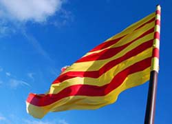 Aquesta Diada, a Sant Quirze del Vallès, la senyera a cada balcó