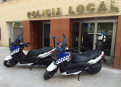 Noves scooter a la Policia Local