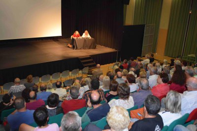 La Patronal s'omple per veure la pel·lícula documental "L'Endemà"