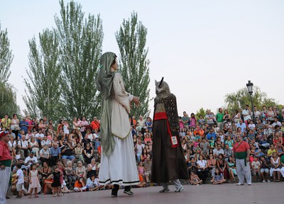 Sant Quirze es bolca al carrer i surt per gaudir de la tradició el dissabte de Festa Major