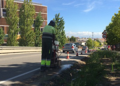 S’inicien les obres de construcció d’una vorera entre Sant Quirze i Sabadell