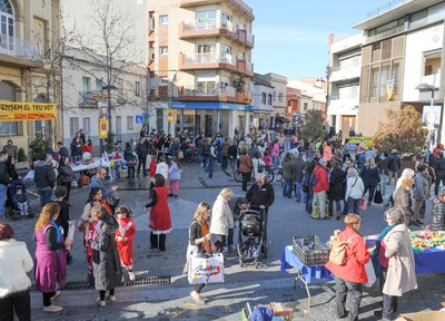 La ciutadania omple els carrers per la Marató de TV3