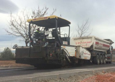 Ja han començat els treballs de fresat i asfaltat de l’entorn del carrer Estrella i l’Alcampo