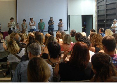 La comunitat educativa es troba a Can Barra per compartir experiències i final de curs