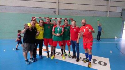 Els veterans de l'Handbol Sant Quirze, campions de Catalunya