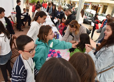 El Mercat de les Cooperatives Escolars ofereix els productes del Lola Anglada