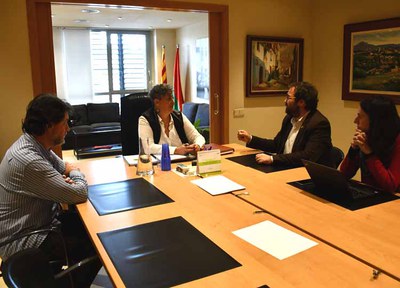 L'alcaldessa i el delegat del Govern es reuneixen per tractar diversos temes d'actualitat al municipi