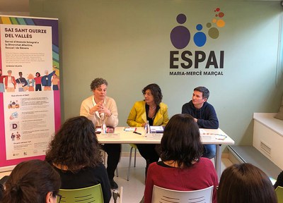 L’Ajuntament de Sant Quirze del Vallès signa l'acord del Servei d’Atenció Integral per defensar els drets de les persones LGTBI