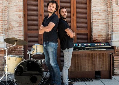 El grup “Corcs Drum & Organ” acompanya aquest vespre el Tasta a casa