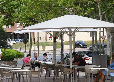 Salut anuncia restriccions a la majoria de municipis del Vallès Occidental i demana quedar-se a casa