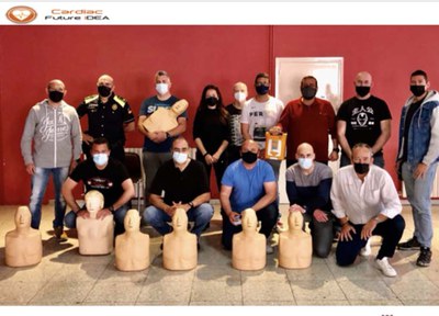 La Policia Local rep formació en suport vital bàsic i ús dels DEA