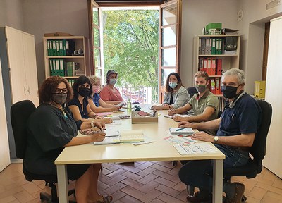 L’Escola Adults aposta per reduir l’escletxa digital