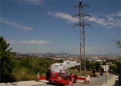 L’Ajuntament i FECSA-Endesa inicien els treballs de soterrament de les torres de mitja i baixa tensió a Castelltort