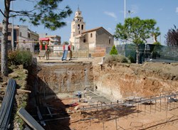 Les obres del nou accés a l’aparcament del centre avancen a bon ritme