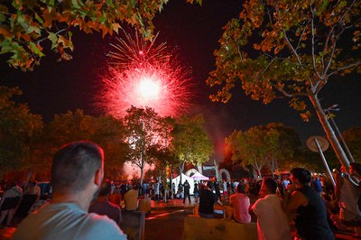 La Festa Major finalitza amb la tradicional botifarrada i el castell de focs