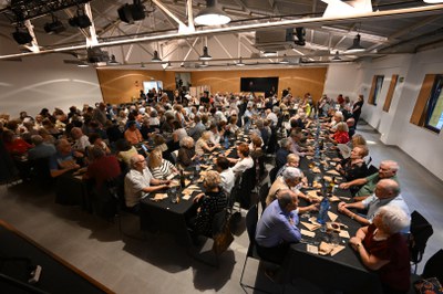 Més de dues-centes persones van participar ahir al Dinar de la Gent Gran.