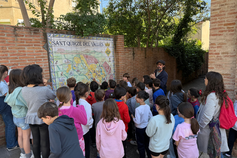 Notícia escola IES (3).png