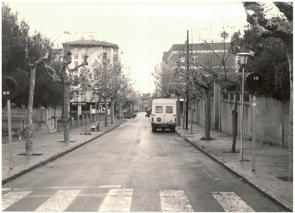 Av. Pau Casals.