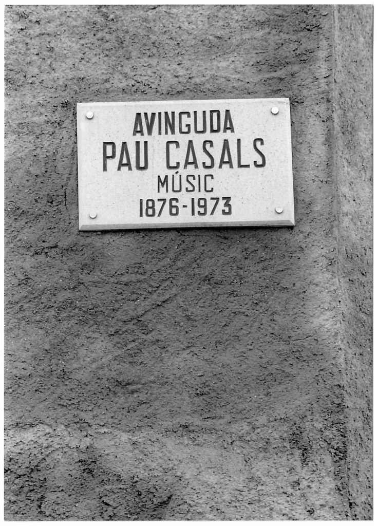 Cartell de l'Av. Pau Casals.