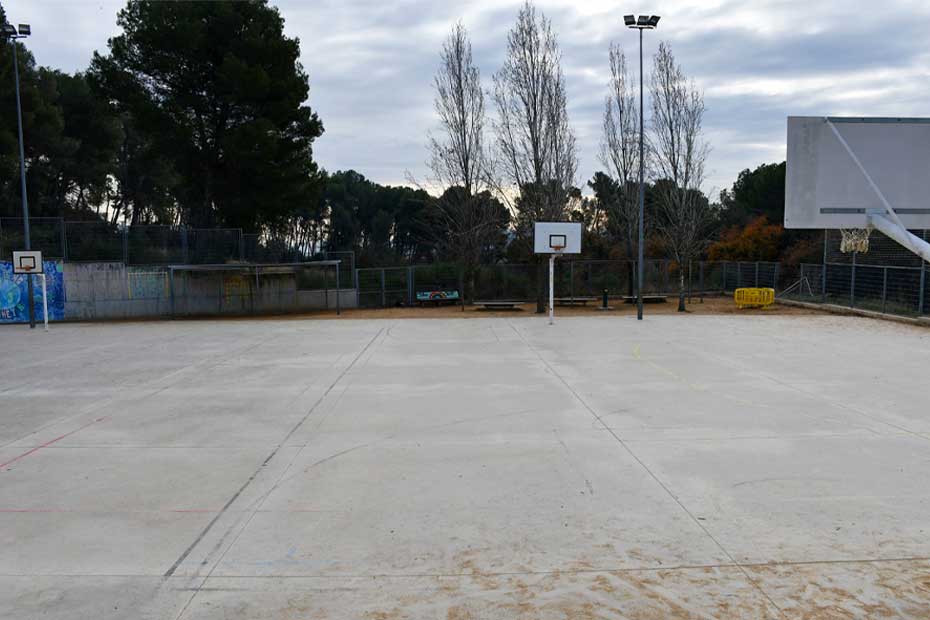 escola-lola-anglada-pati.jpg
