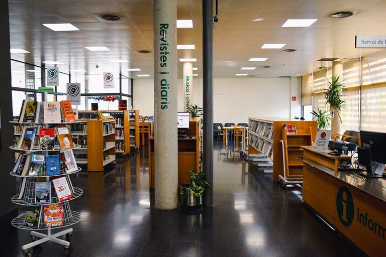 biblioteca-marcel-ayats-sqv3.jpg