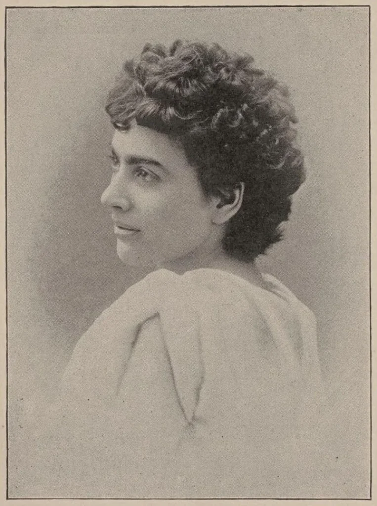 elizabeth-magie.webp