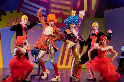 Teatre familiar: El vestit pop de l’emperador