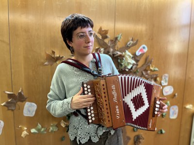 Irene Augé (Acordió diatònic, Agrupació Tradicional i MiM)