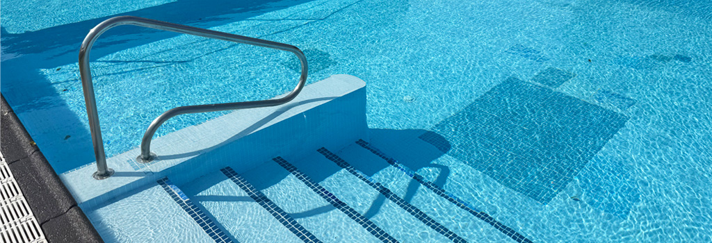 piscina-municipal-sqv-detall-escales.jpg